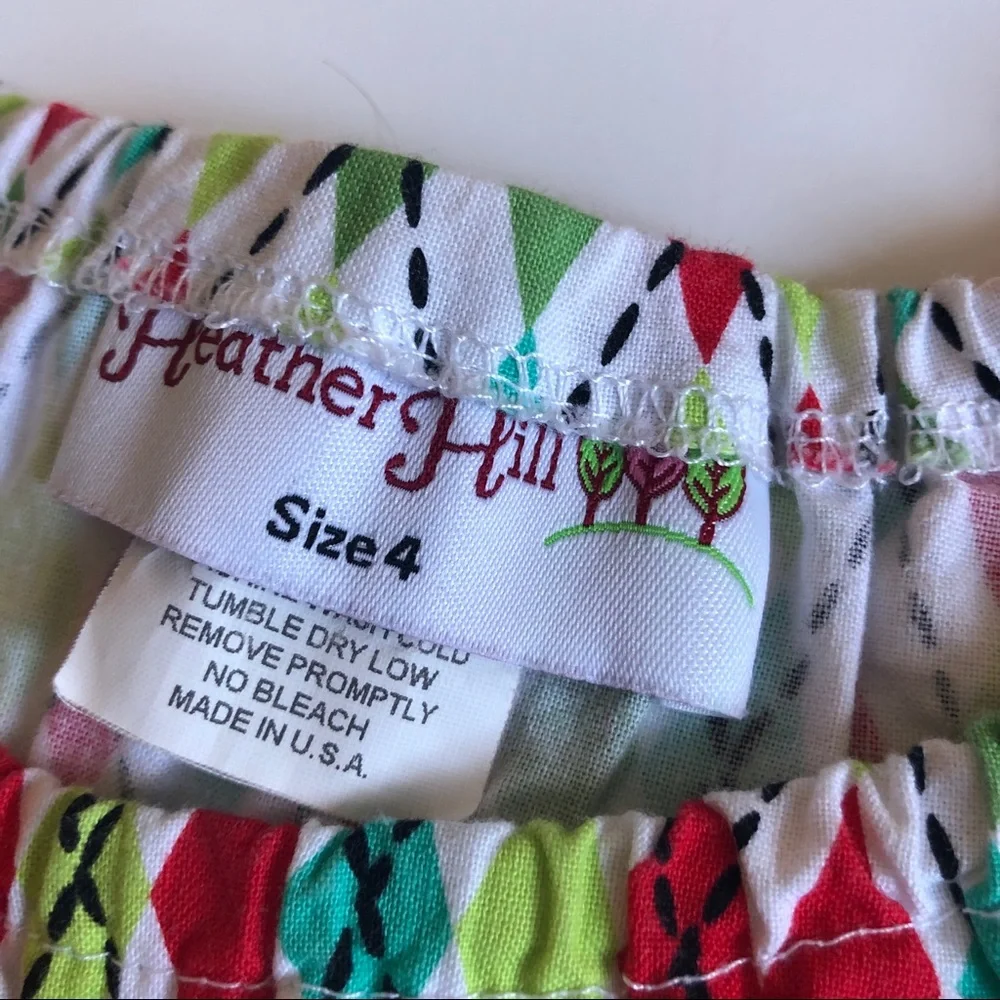 Heather Hill aqua red